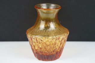 Whitefriars Pot Bellied vase in a gold amber colourway, pattern 9832, from Geoffrey Baxter's Texture