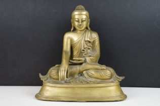 Cast brass figure of a Thai seated Buddha, approx 25cm tall
