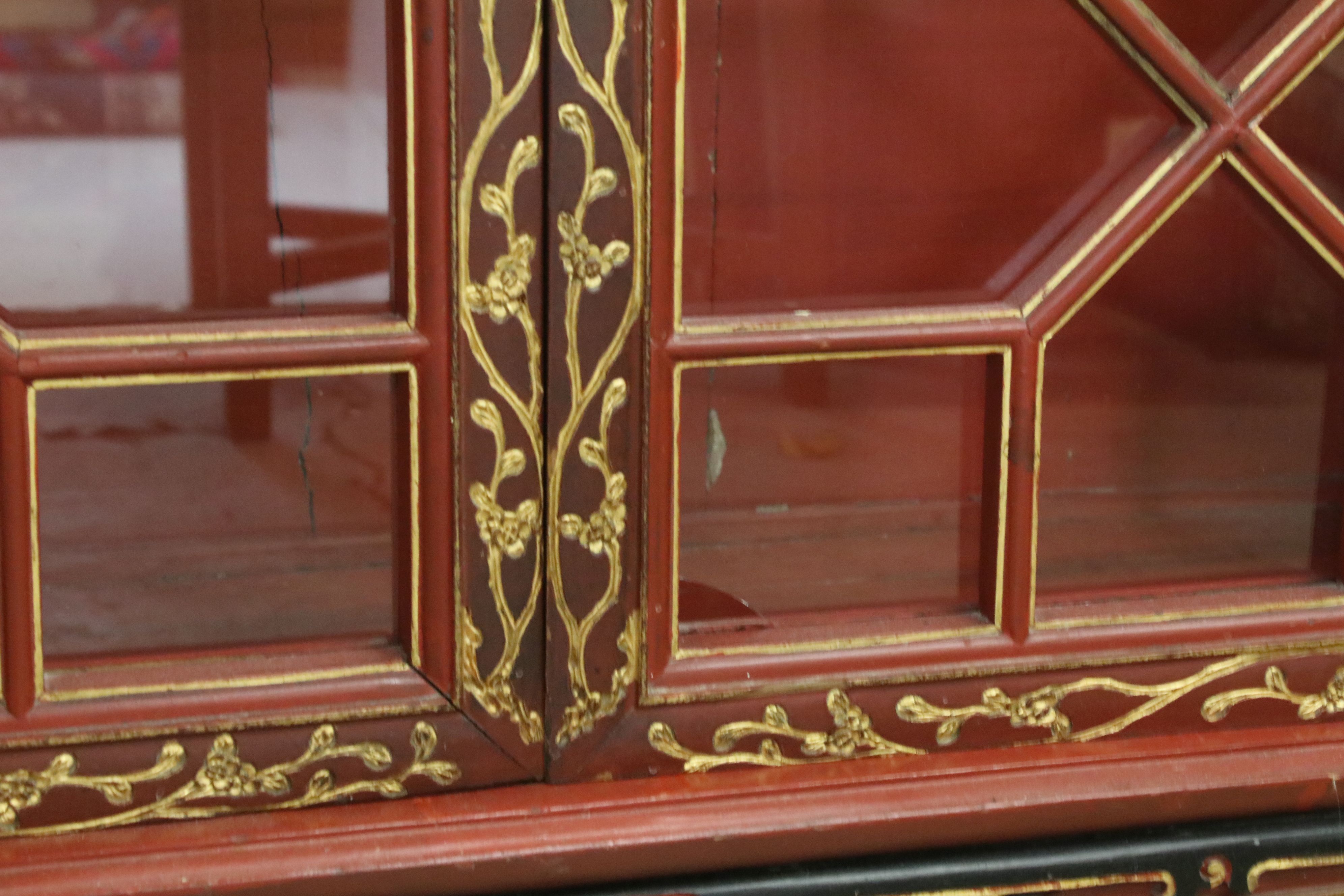 Red Lacquered and Gilt decorated Inverted Breakfront Display Cabinet in the Chinese manner, the - Image 7 of 14