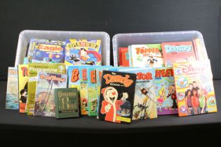 Large collection of various books and annuals to include a large quantity of The Dandy Annuals