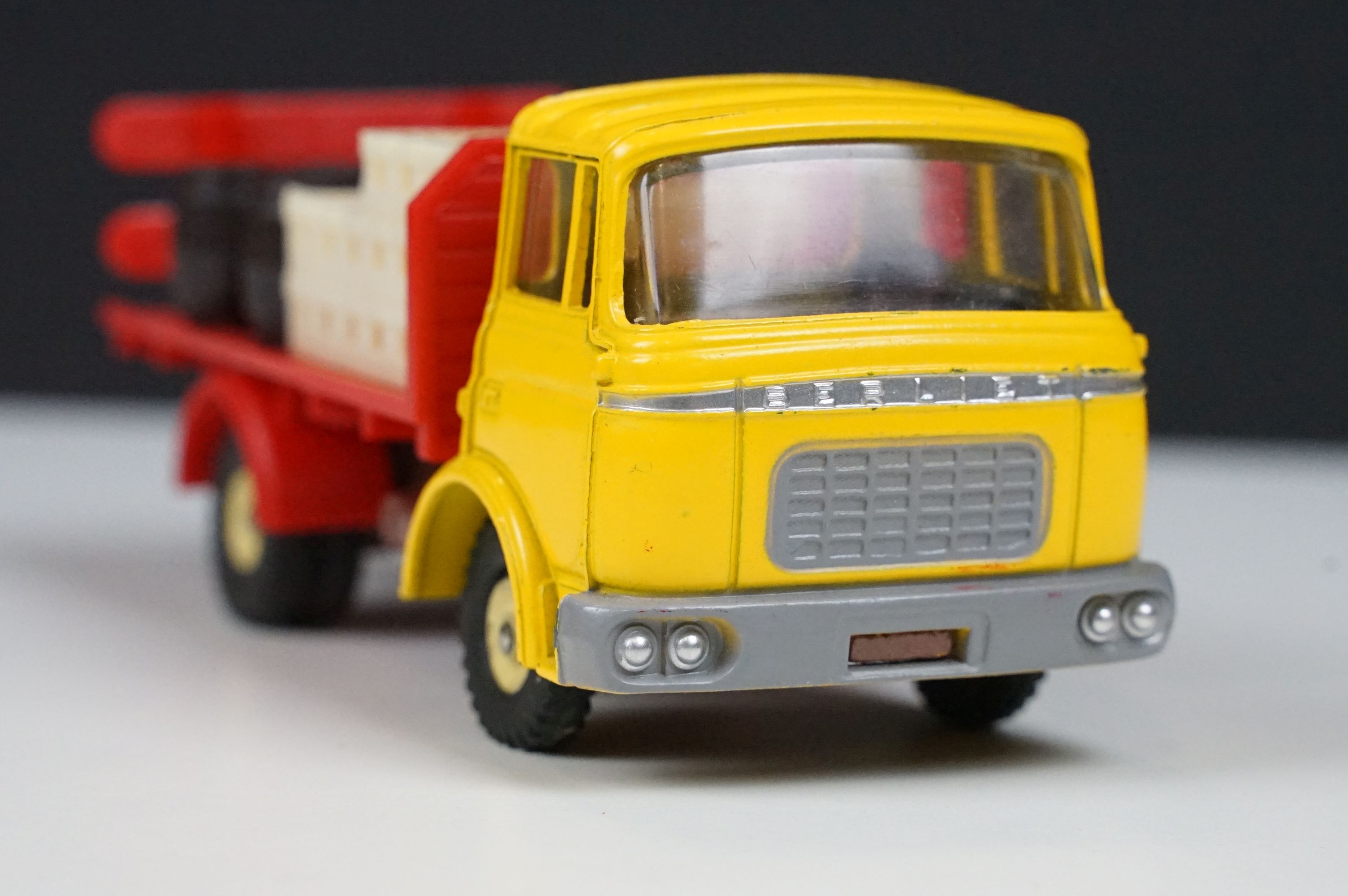 GAK Berliet Plateau Brasseur, réédition Dinky Toys par Atlas, Camion