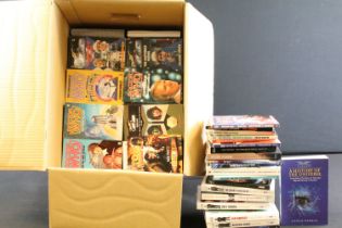 Doctor Who - A large collection of over 250 Doctor Who books, mostly paperbacks, featuring Doctor