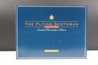 Boxed ltd edn Hornby OO gauge R098 Flying Scotsman BR MK 2A Open & Brake Coaches presentation set,