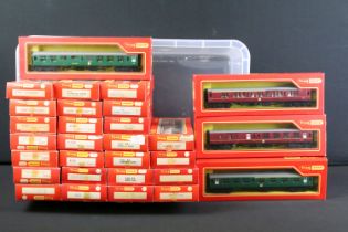 29 Boxed Triang Hornby OO gauge items of rolling stock to include R342 Car Transporter, R628 BR