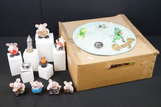 The Sugarlump Studio Clangers figure set to include Moonbase and ten figures / accessories (Major