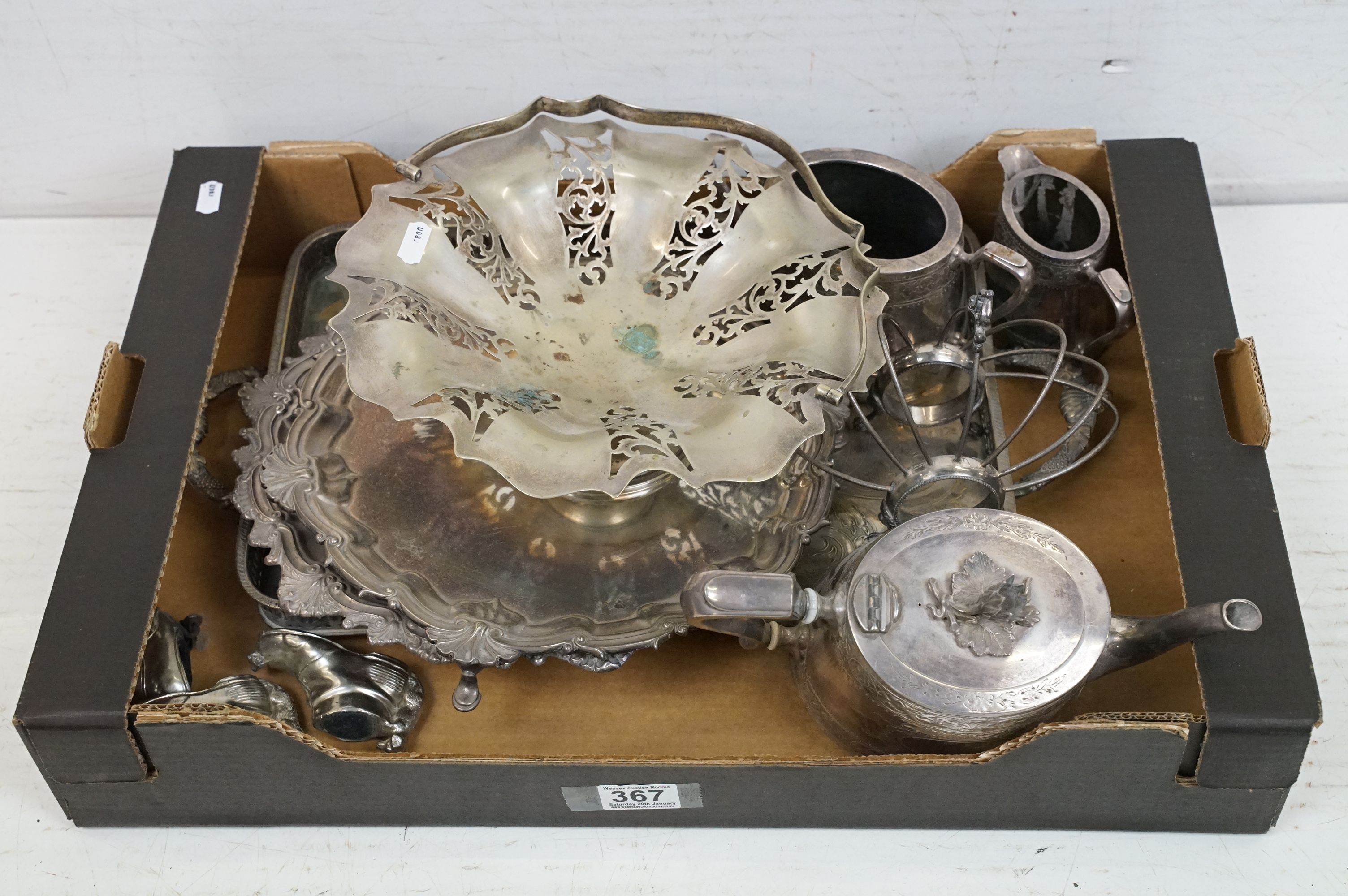 Collection of silver plate to include a pierced footed dish with swing handle (28.5cm diameter),