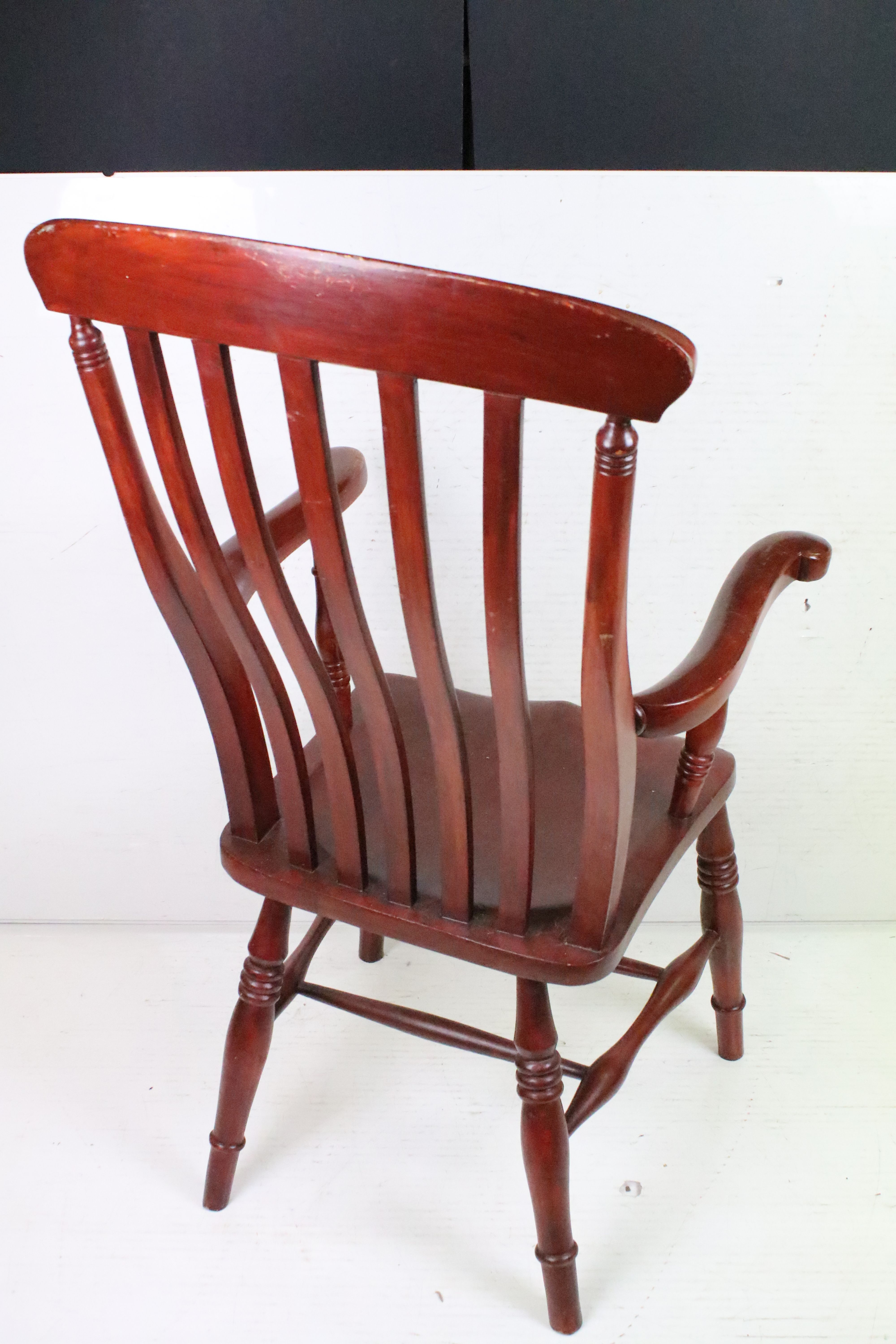 19th century Elm Seated Lathe Back Windsor Elbow Chair, 113cm high x 60cm wide x 53cm deep - Image 4 of 4