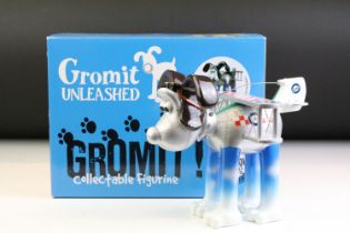 Boxed Aardman Animations Wallace & Gromit Gromit Unleashed 'Bristol Bulldog' figure, approx 16.5cm