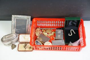 Mixed Collectables including Silver Cigarette Lighter, Dunhill 70 Lighter, Vesta Case, Yellow