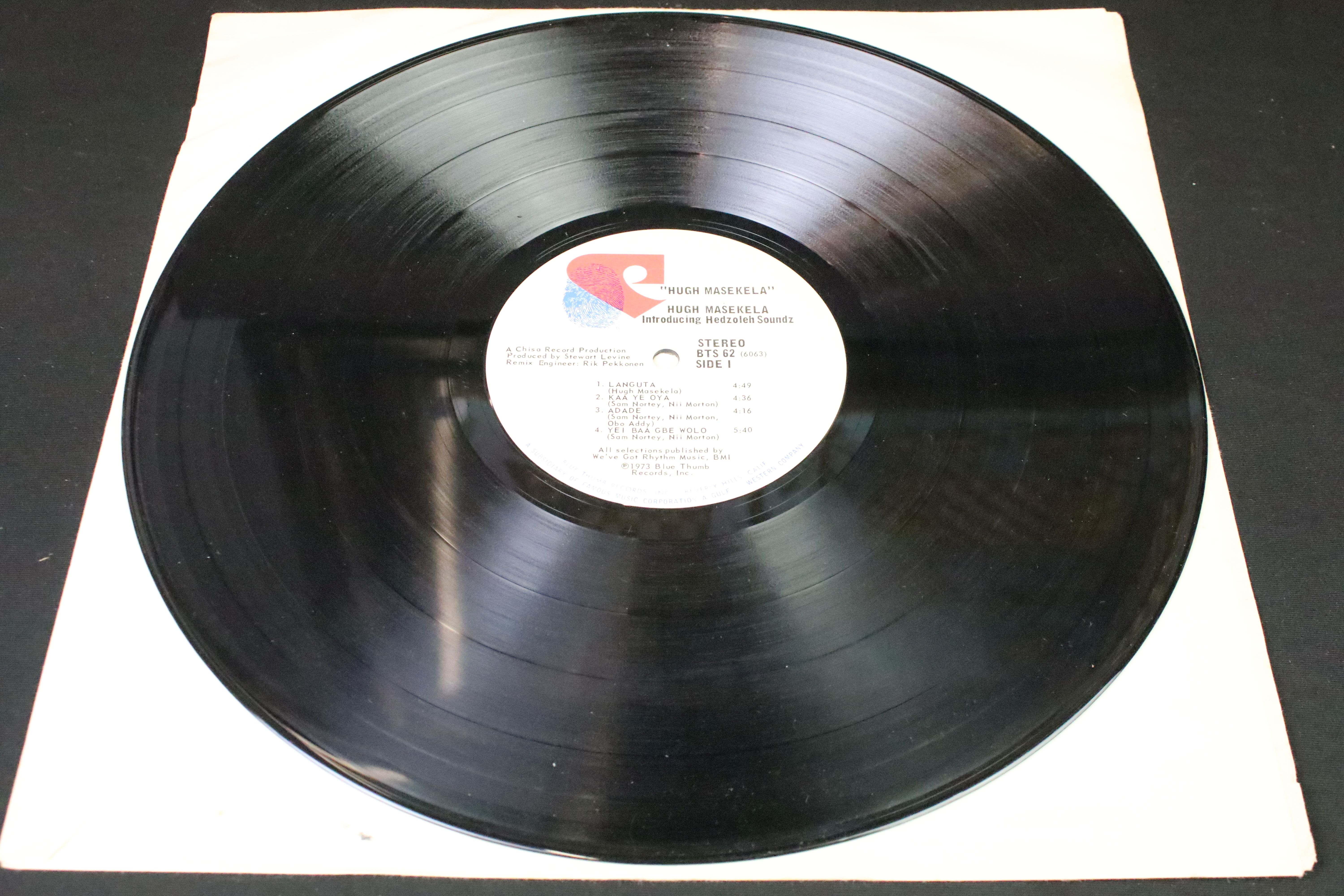Vinyl / Autograph - Hugh Masekela Introducing Hedzoleh Soundz – Masekela Introducing Hedzoleh - Image 4 of 8