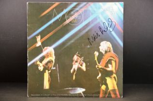 Vinyl / Autographs - Mott The Hoople - Live, CBS Records 69093, signed by Ian Hunter and Mick Ronson