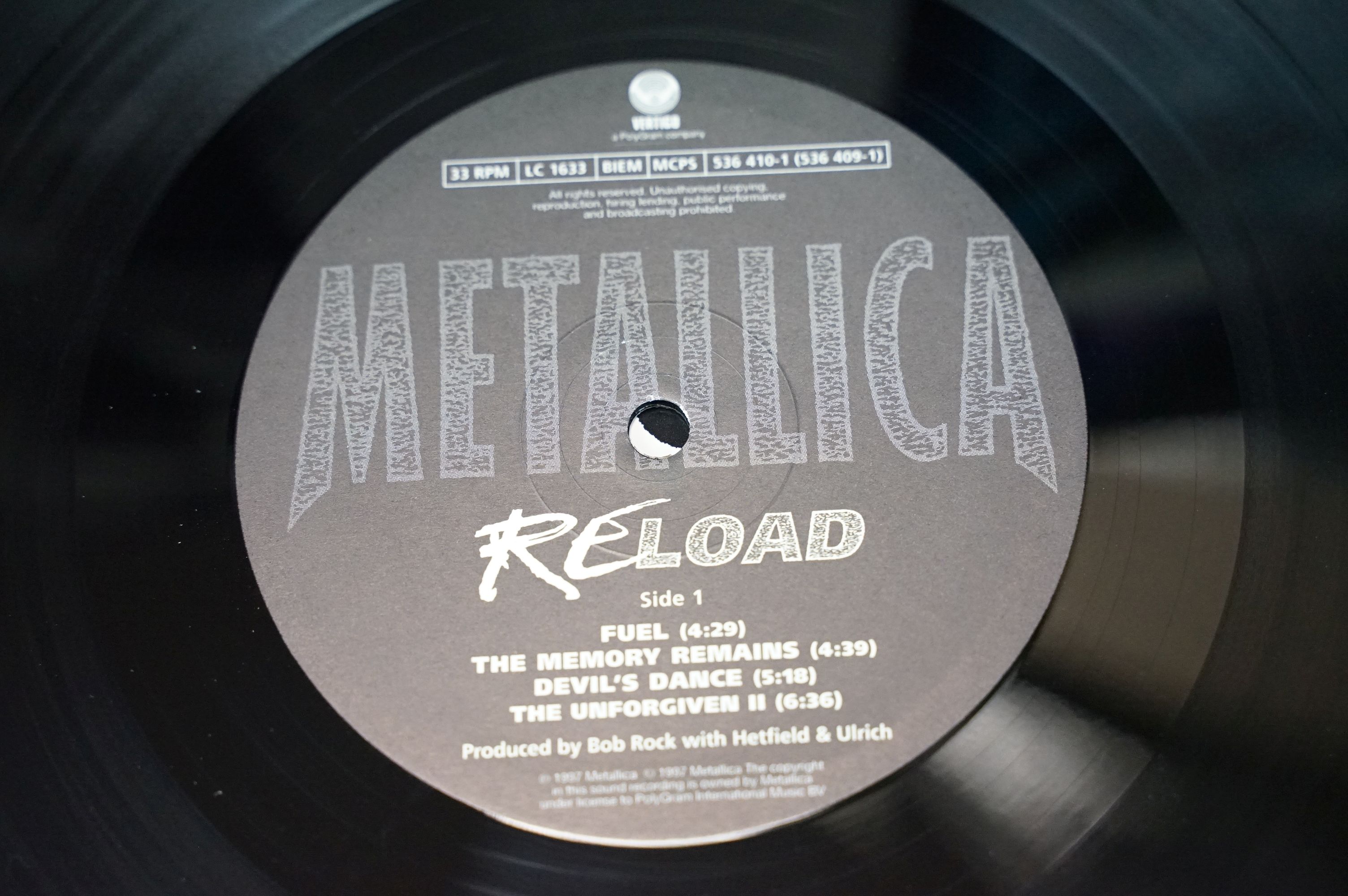 Vinyl - Metallica Reload 2LP on Vertigo 536 409-1. Sleeve Ex with original hype sticker, inners - Image 4 of 5