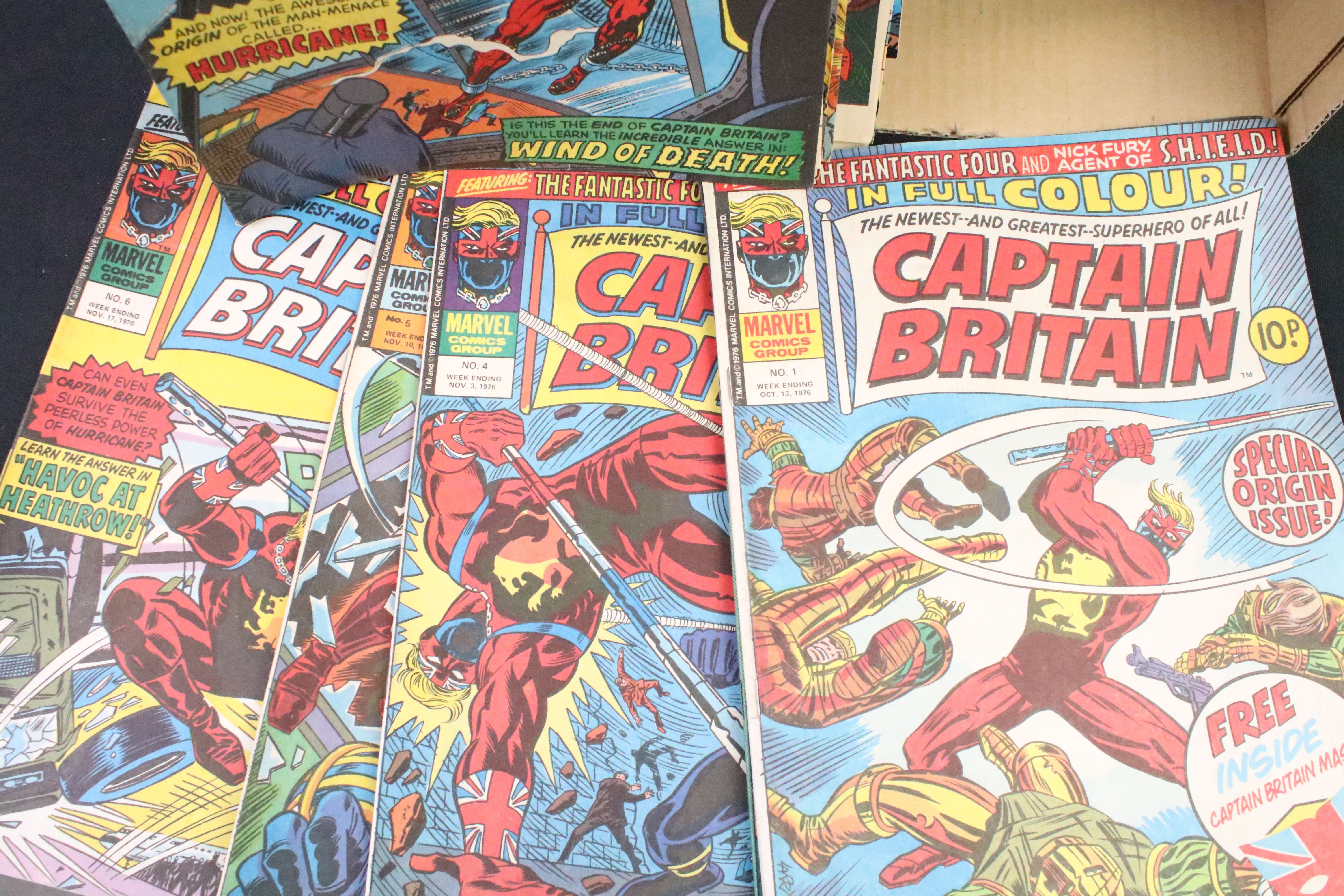 Comics - Large collection of various Marvel comics to include a complete run of The Avengers from - Image 3 of 8
