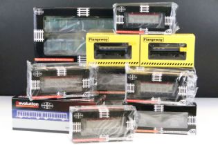 Nine boxed Kernow Model Rail Centre OO gauge items of rolling stock to include K1003 LSWR Gate Stock