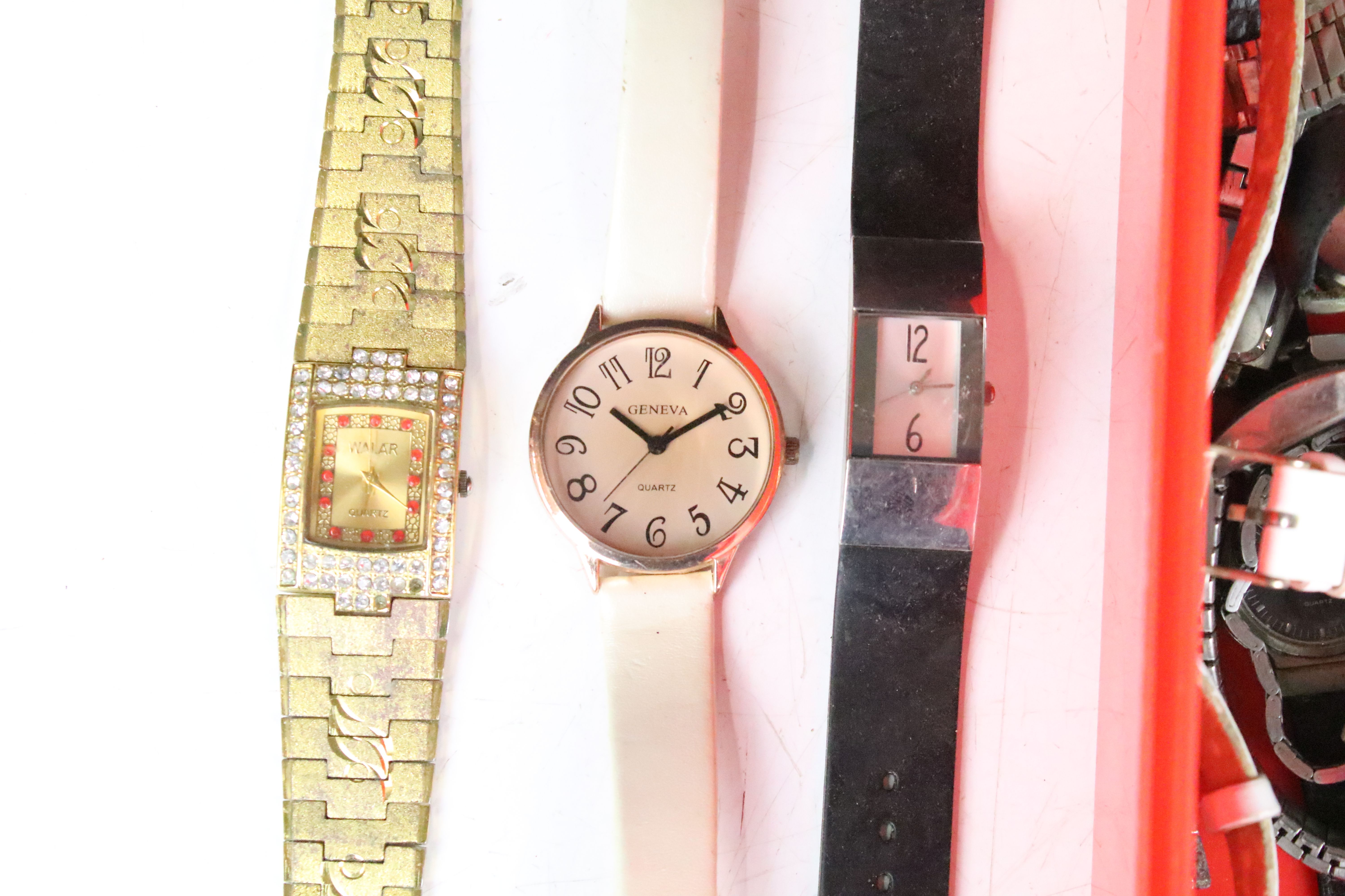 A collection of mixed mainly quartz wristwatches to include Sekonda and Limit examples. - Image 2 of 9