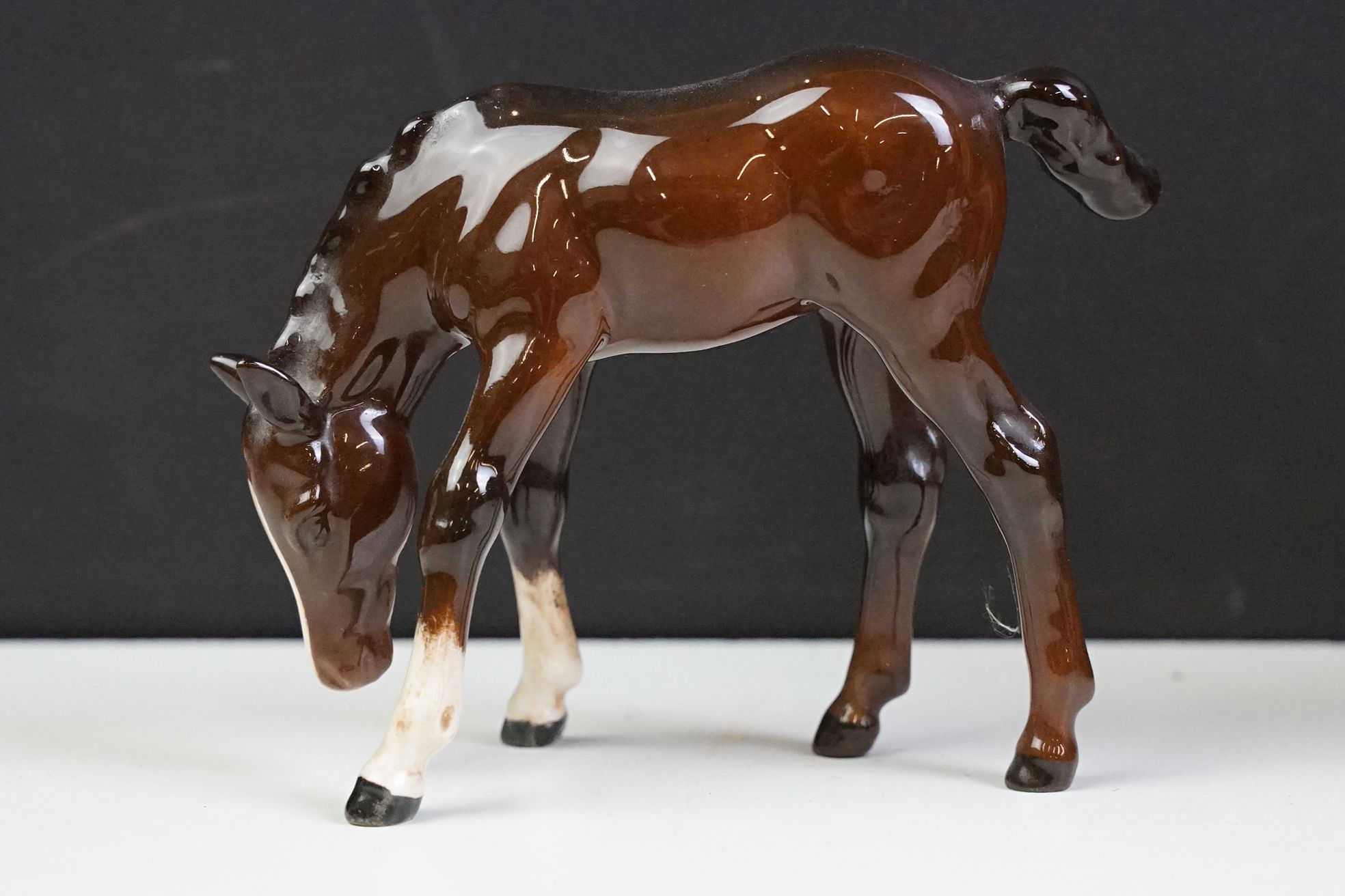 Collection of 10 Beswick porcelain horses to include five Palomino and five brown gloss examples ( - Image 8 of 13