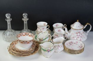 Paragon 'Victoriana Rose' part-tea set (teapot, 6 cups & saucers, milk jug & sugar bowl), together