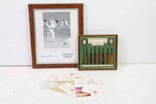 A group of Cricket related collectables to include signatures and tickets from England and Sri Lanka