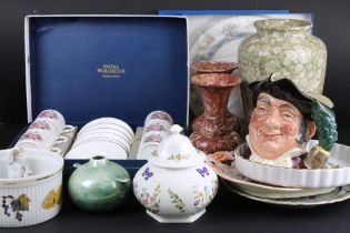 Collection of ceramic to include a Royal Worcester Mayfield cake