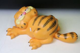 1980's Garfield plastic wall light, approx 45cm tall