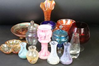 Collection of assorted 20th Century glass to include assorted Caithness vases (unmarked), carnival