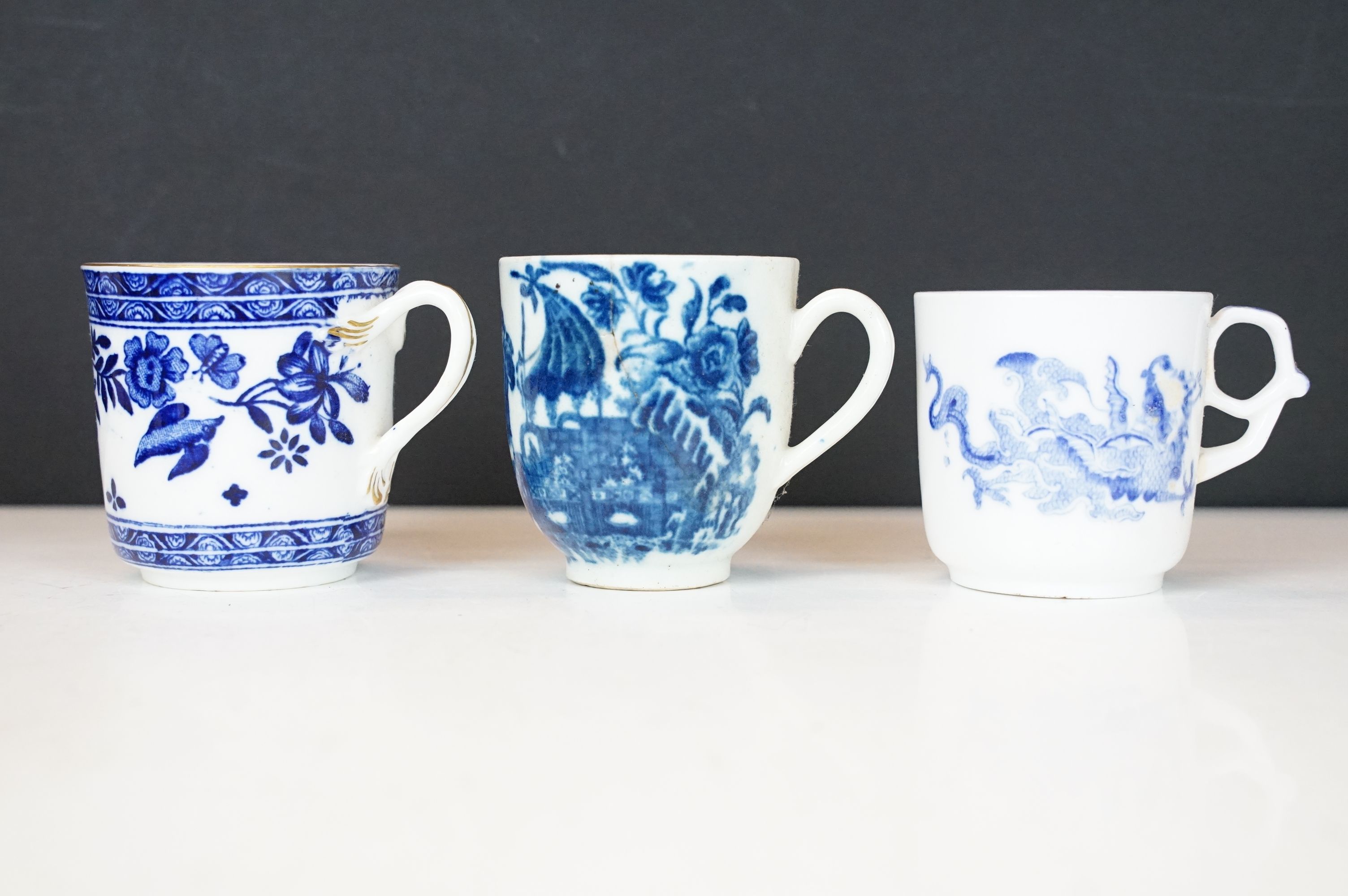 Collection of 19th century blue & white English porcelain, featuring early 19th C examples, to - Image 10 of 13