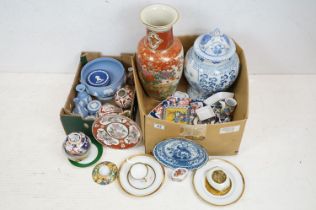 Collection of mixed ceramics to include Wedgwood Jasperware (bowl, vases, trinket boxes & pin