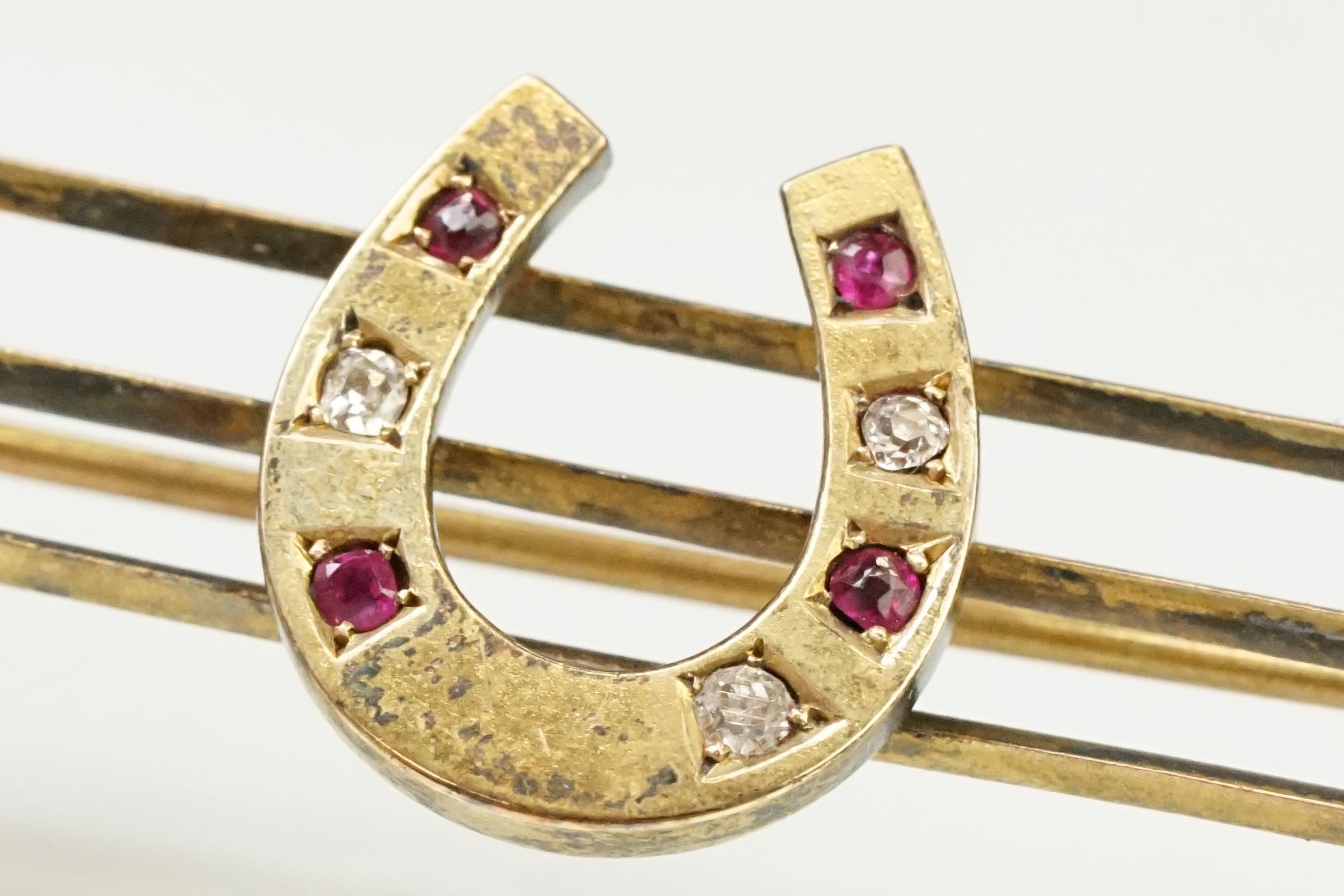 Assortment of jewellery to include Victorian horse shoe bar brooch set with rubies and diamonds, - Image 11 of 20