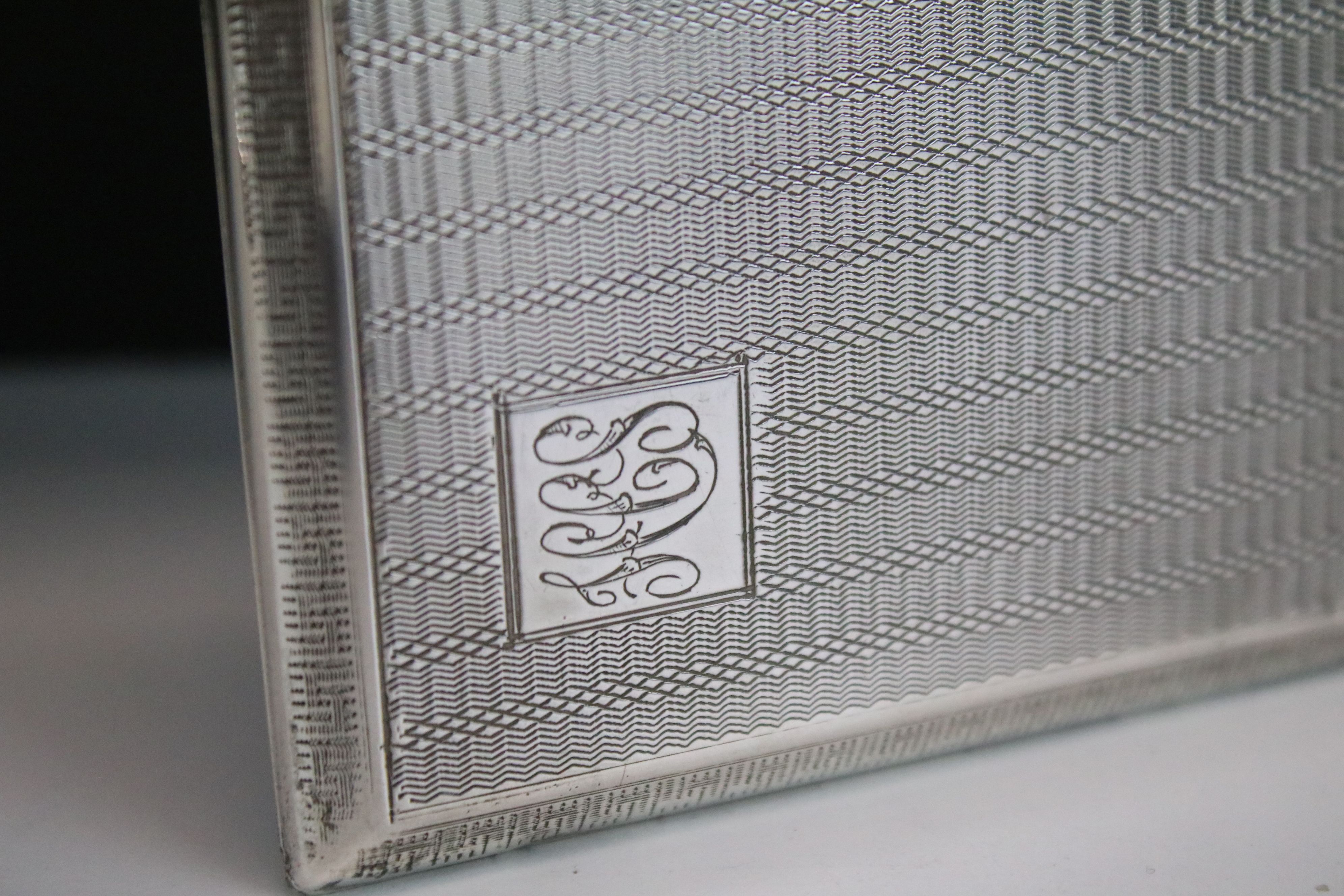 1930's Silver cigarette case of curved rectangular form, with engine turned decoration, Chester - Image 2 of 7