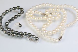 Group of cultured pearl jewellery to include a grey baroque pearl necklace with silver clasp, a pair