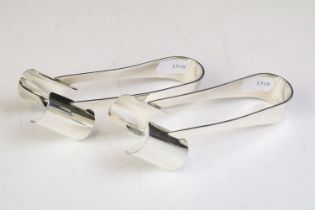 Pair of silver hallmarked asparagus tongs of plain form. Hallmarked Birmingham 1985, Charles S Green