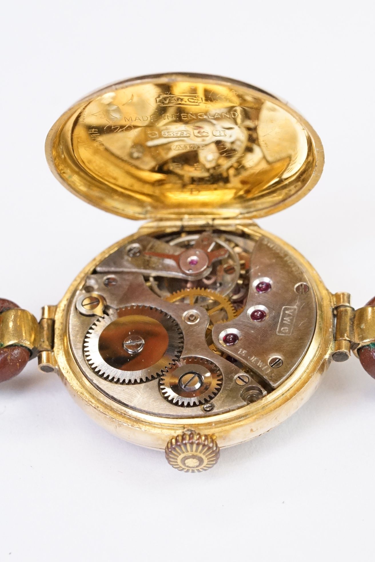 A 1930's fully hallmarked ladies V.W.C. 9ct gold cased wristwatch with enamel and mother of pearl - Image 6 of 14