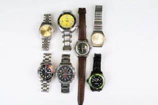 A collection of seven vintage and contemporary mechanical and quartz gents wristwatches to include