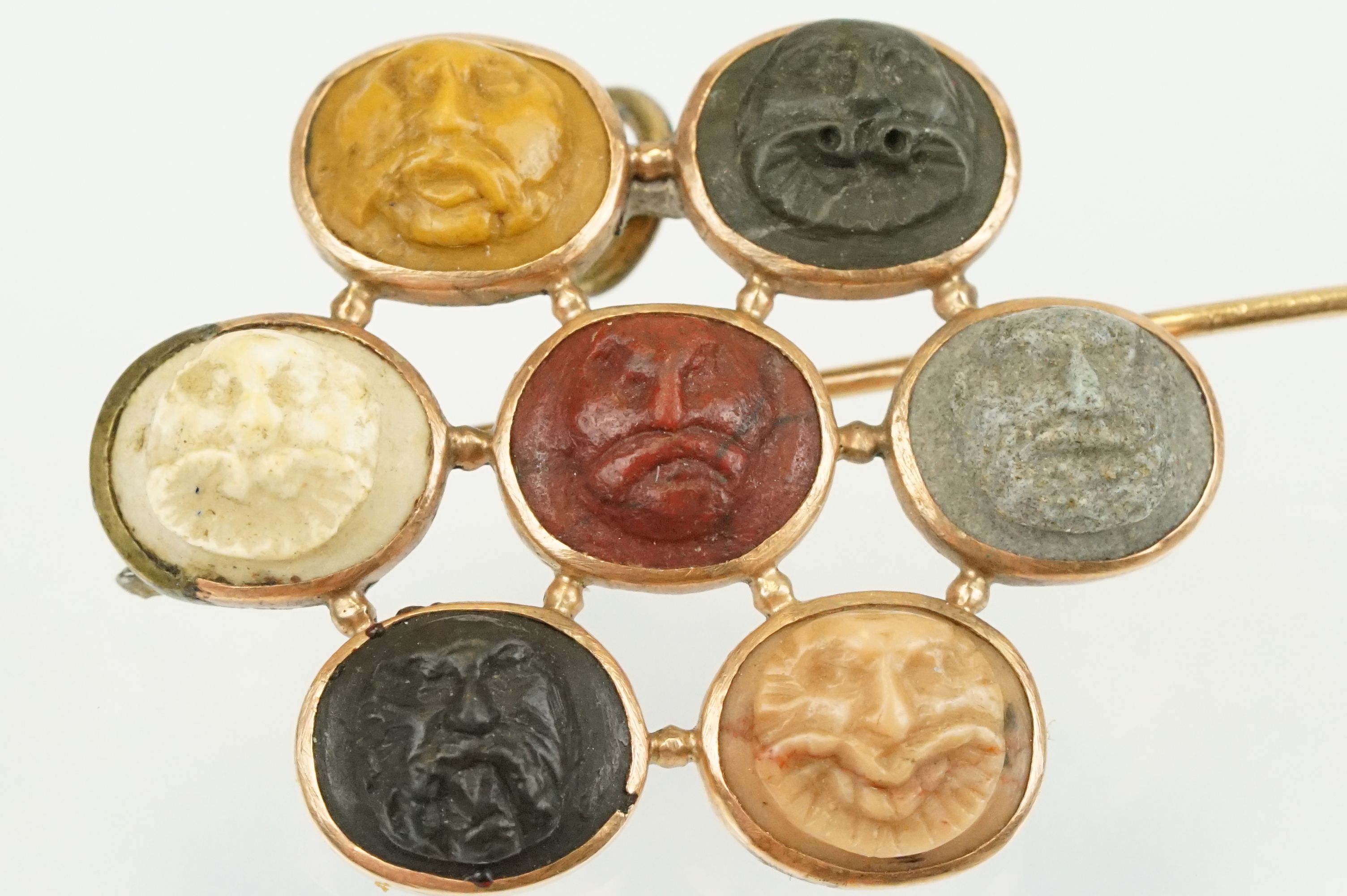 Collection of Victorian and later brooches to include a Victorian carved stone cameo brooch - Image 9 of 24