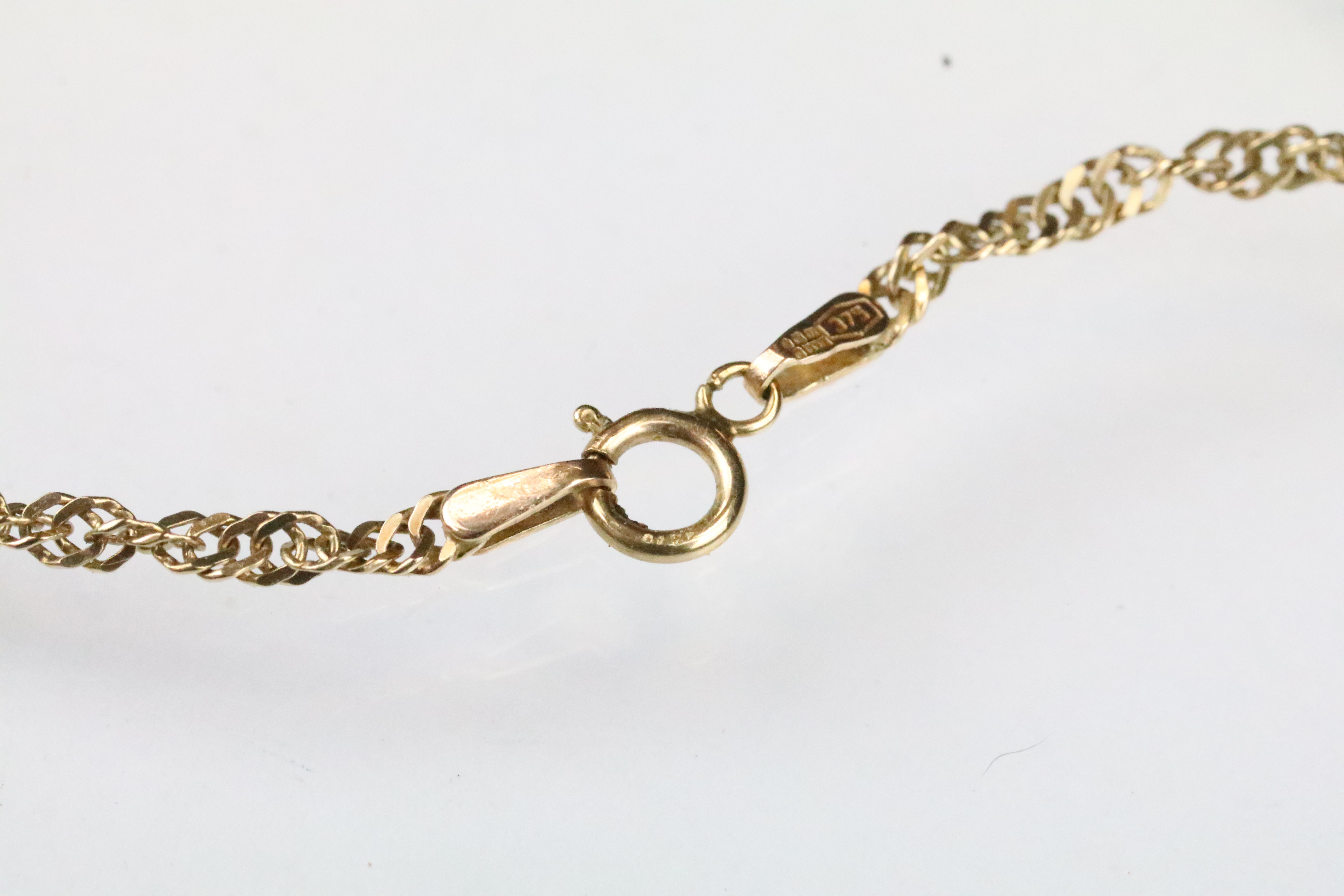 9ct gold fine rope twist necklace chain with spring ring clasp (hallmarked to clasp) together with a - Image 4 of 9