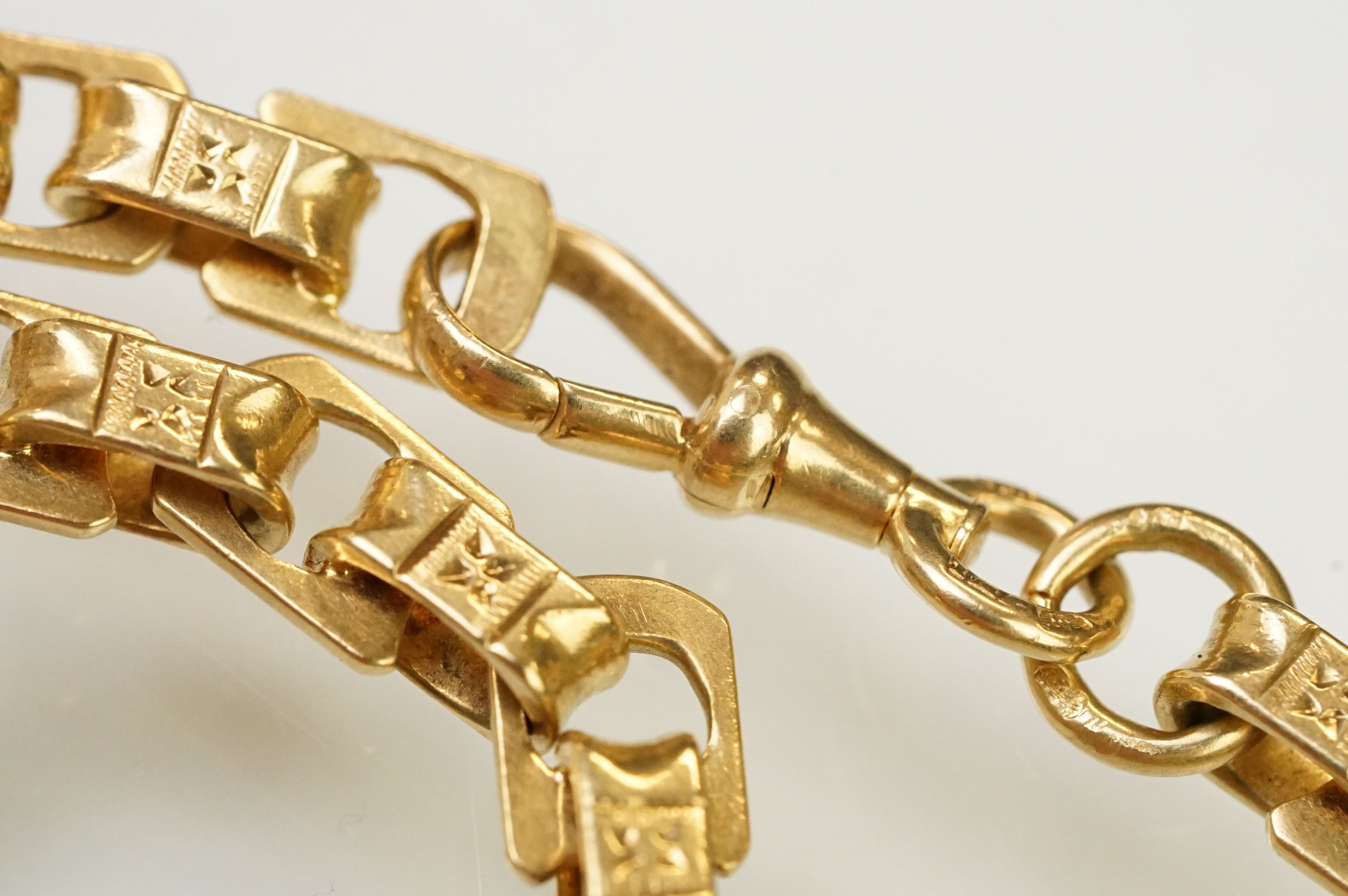 20th Century yellow metal fancy link bracelet chain having engraved oval links with swivel clasp. - Image 2 of 8
