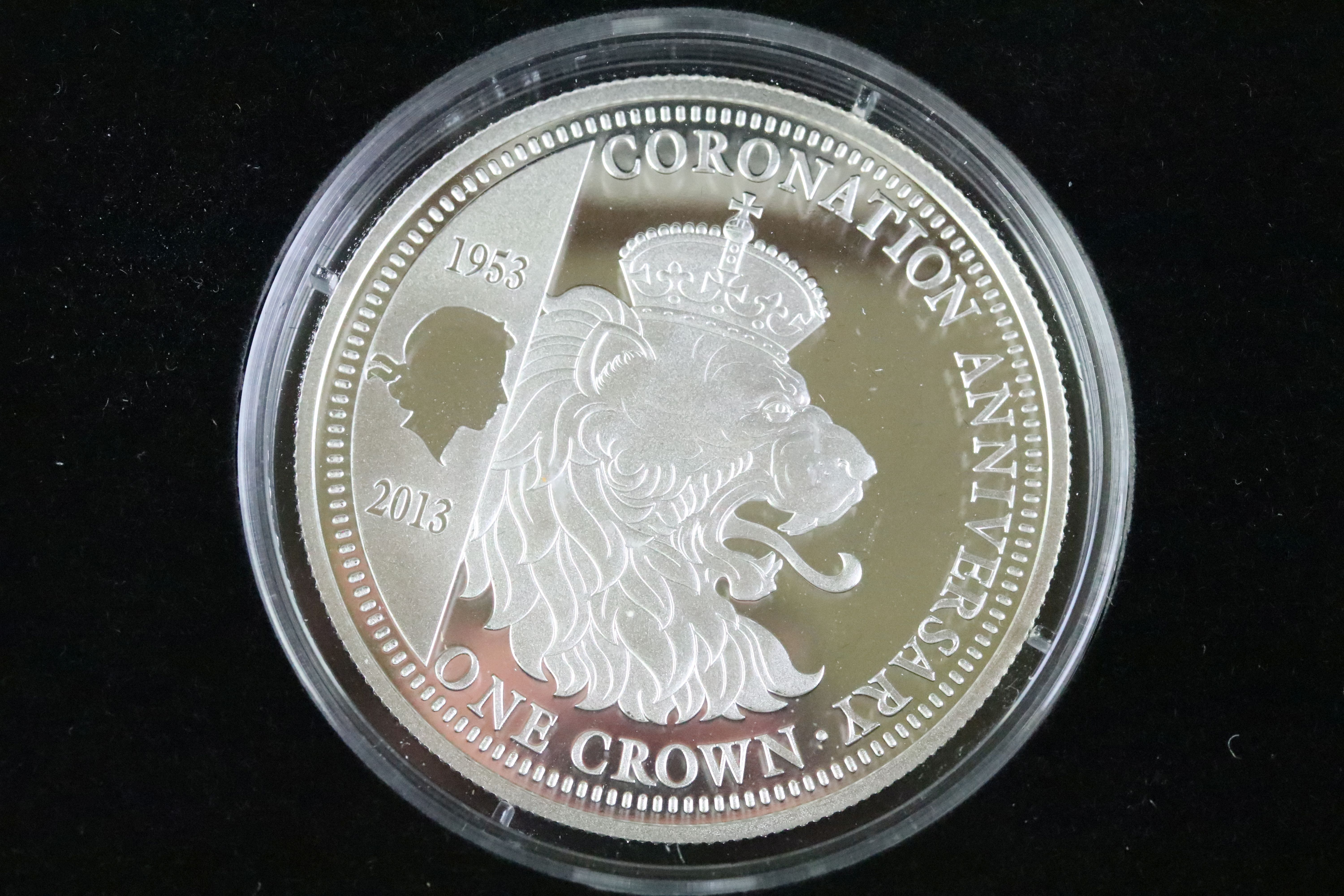 The London Mint The Heraldic Beasts 2013 pure silver crown four coin set, in fitted box and complete - Image 2 of 6