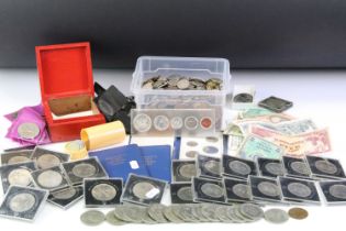 A collection of mixed coins to include British decimal and pre decimal, commemorative and world