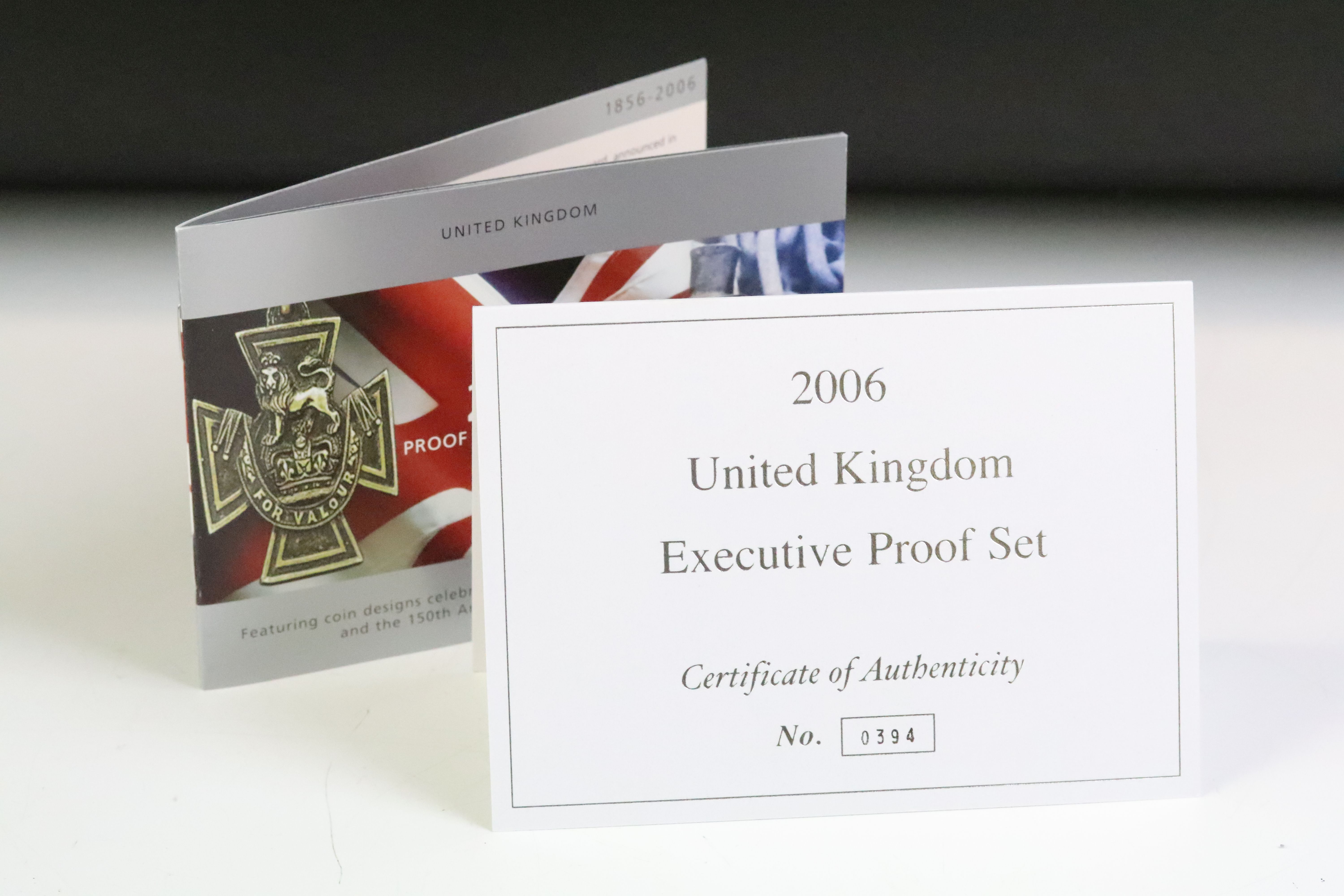 A Royal Mint United Kingdom 2006 Executive twelve coin proof set, set within wooden presentation - Image 4 of 5