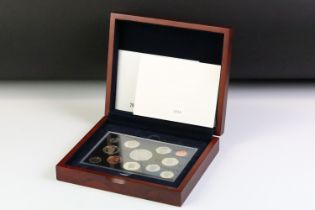 A Royal Mint United Kingdom 2007 Executive twelve coin proof set, set within wooden presentation