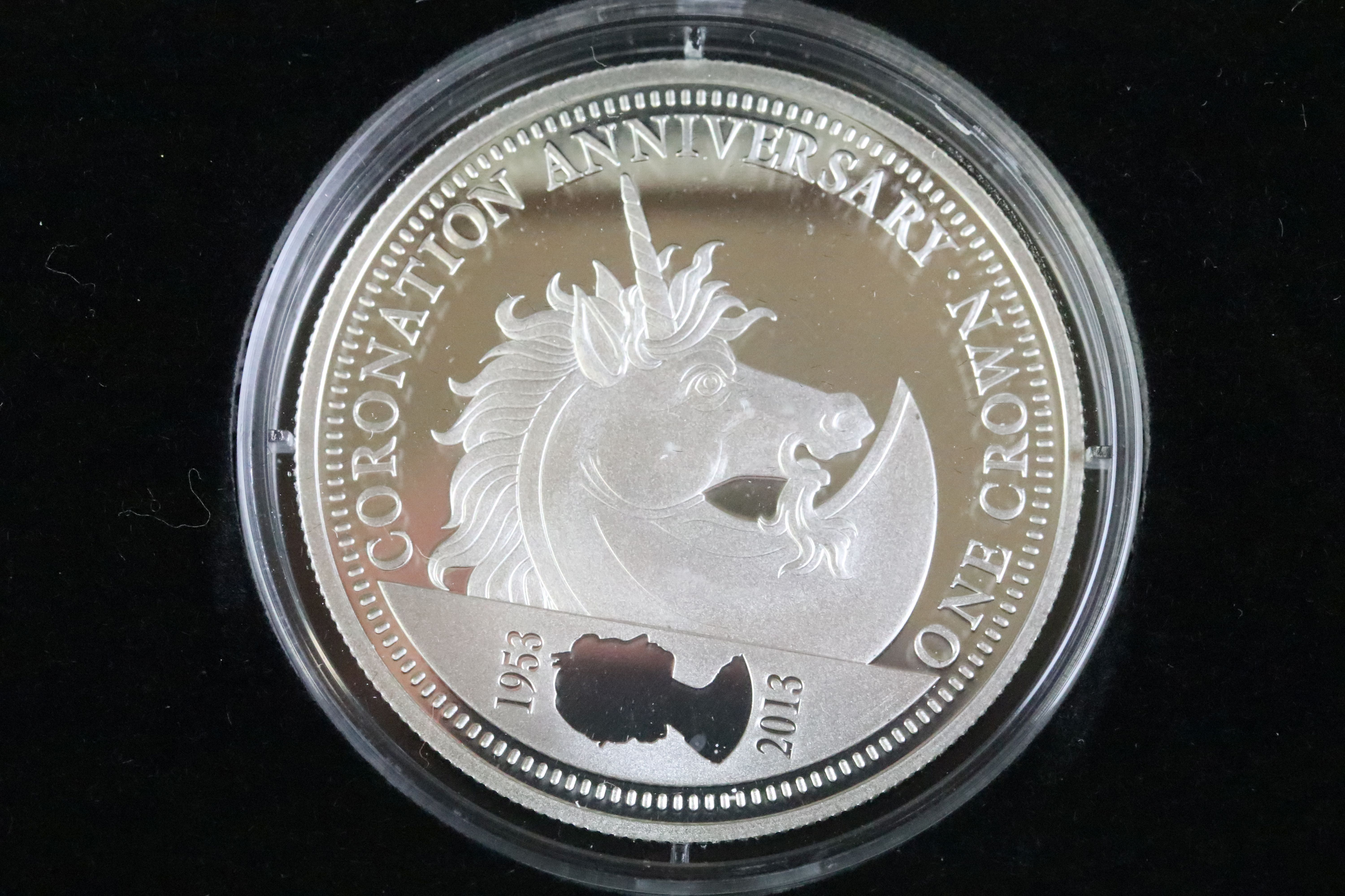 The London Mint The Heraldic Beasts 2013 pure silver crown four coin set, in fitted box and complete - Image 4 of 6