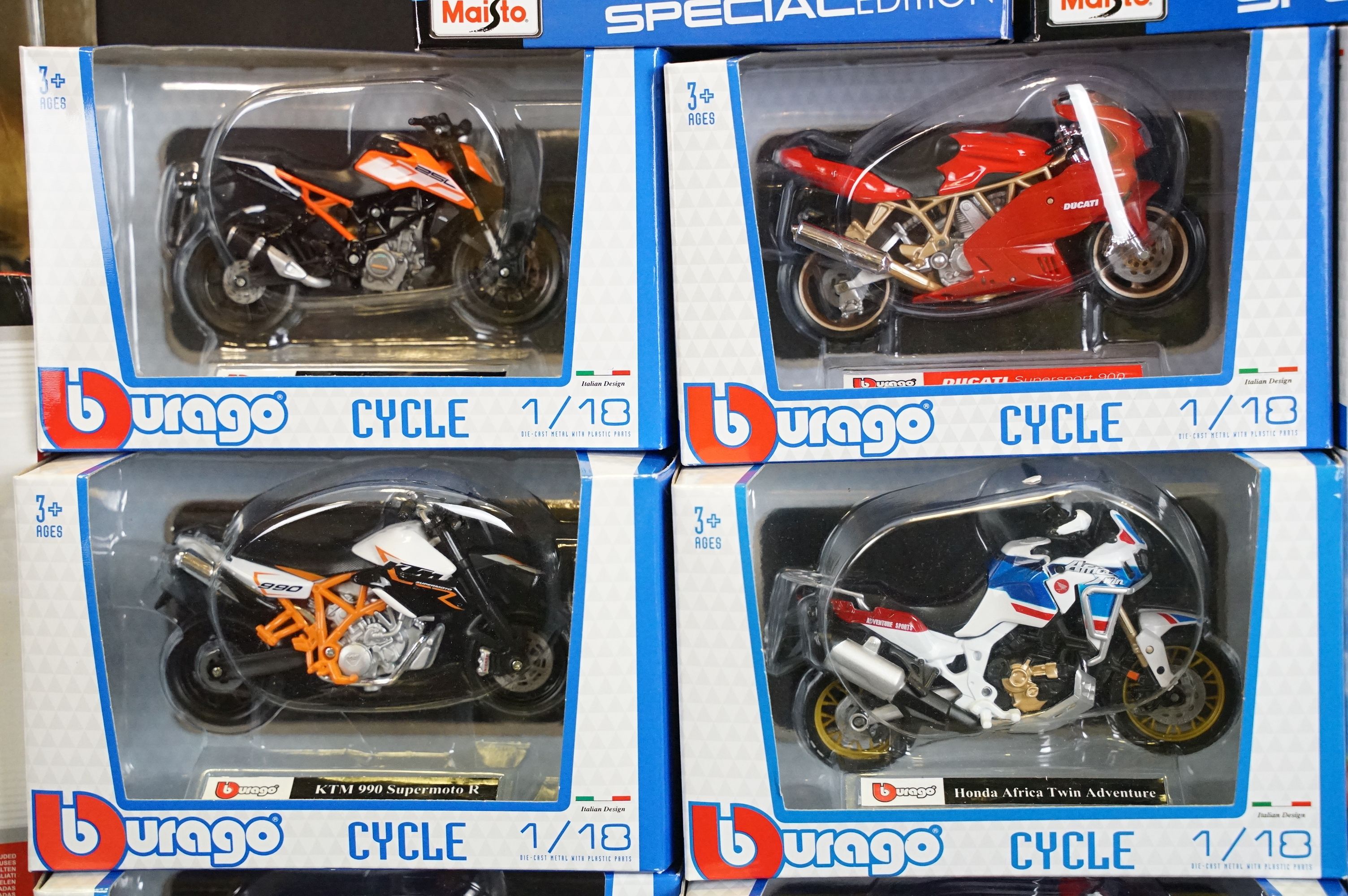 19 Boxed diecast model motorbikes to include 12 x Burago 1/10 Cycle and 7 x Maisto featuring 2 x - Image 2 of 12