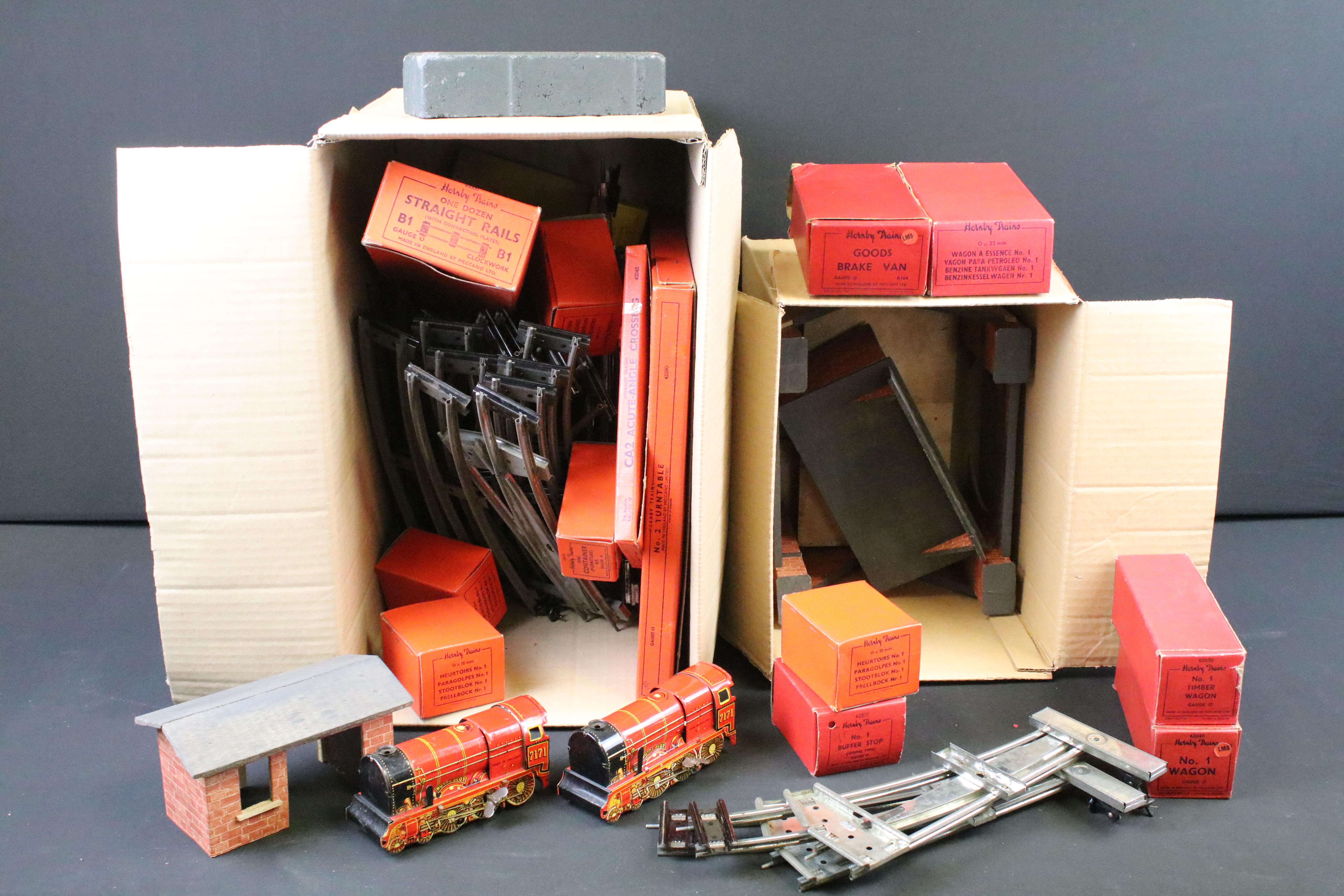 Quantity of Hornby O gauge model railway to include boxed No 1 Timber Wagon, boxed No 1 Wagon, boxed