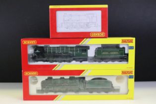 Three boxed Hornby OO gauge locomotives to include 2 x Railroad (R3172 SR 4-4-0 Schools Class