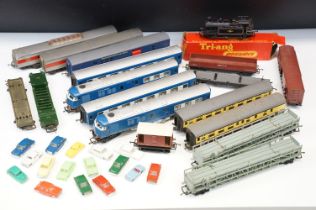 Group of Triang OO gauge model railway to include 2 x locomotives (R52 0-6-0 47606 & Pullman engine)