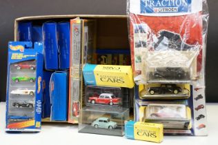 Collection of 23 boxed / cased diecast models to include Hot Wheels 30 Years Anniversary, Atlas
