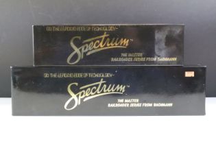 Two boxed Spectrum by Bachmann HO gauge locomotives to include 81306 DD40AX 16 Wheel Drive Diesel