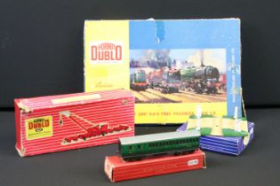 Four boxed Hornby Dublo model railway items to include Set 2007 0-6-0 Tank Passenger Set, D1 Level