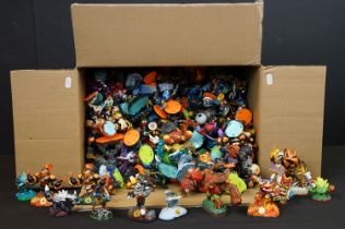 Large collection of Skylanders figures featuring Ninja Stealth, Free Ranger, Spyro, Blast Zone , etc