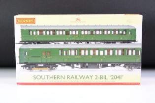 Boxed Hornby R3161A Southern Railway 2 BIL 2041 Train Pack, complete